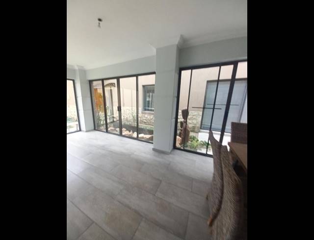 3 BEDROOM TOWNHOUSE FOR SALE IN MANTEVREDE